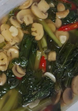 Foto resep Tumis Kuah Jamur Caisim