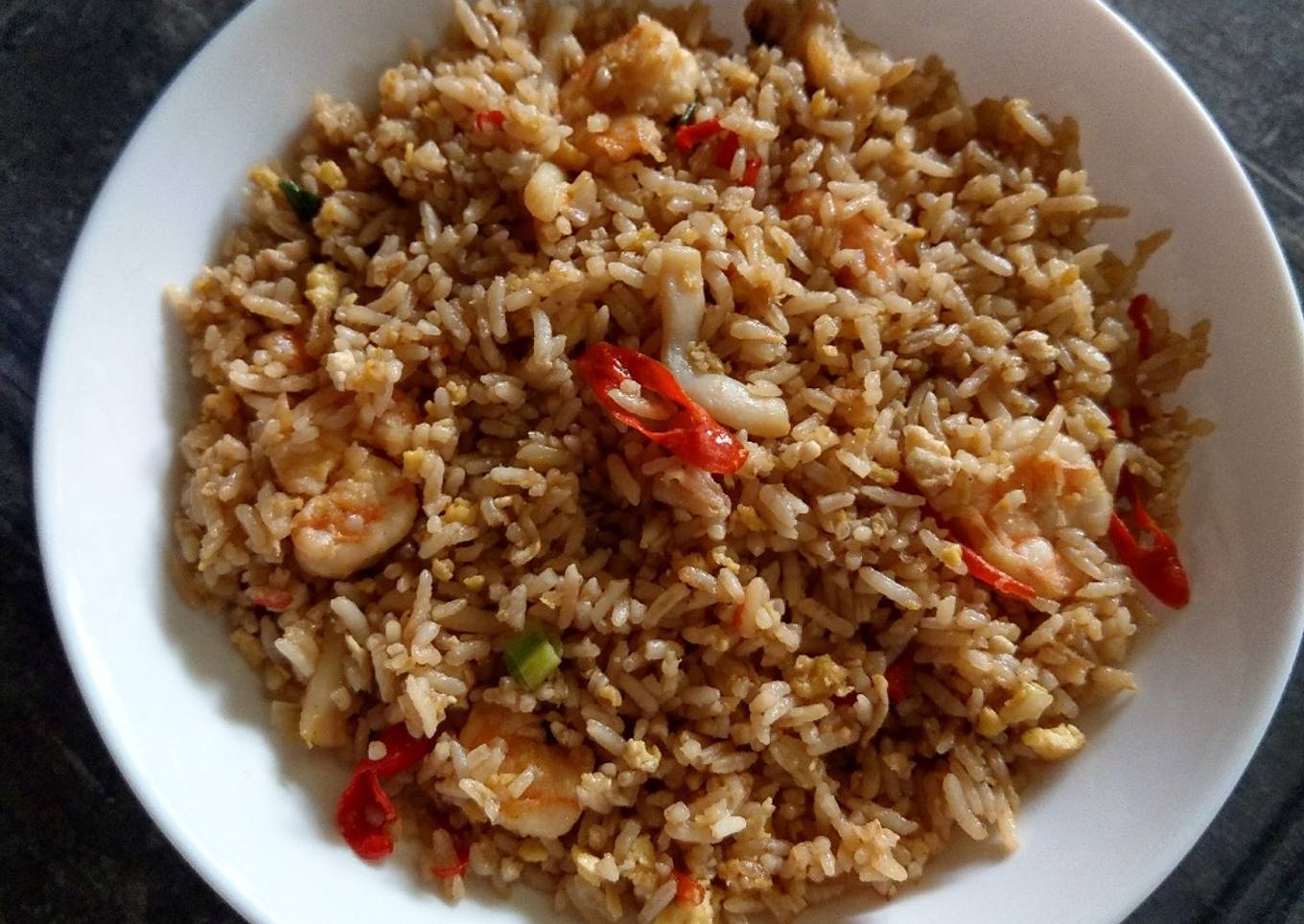 Nasi goreng cumi udang