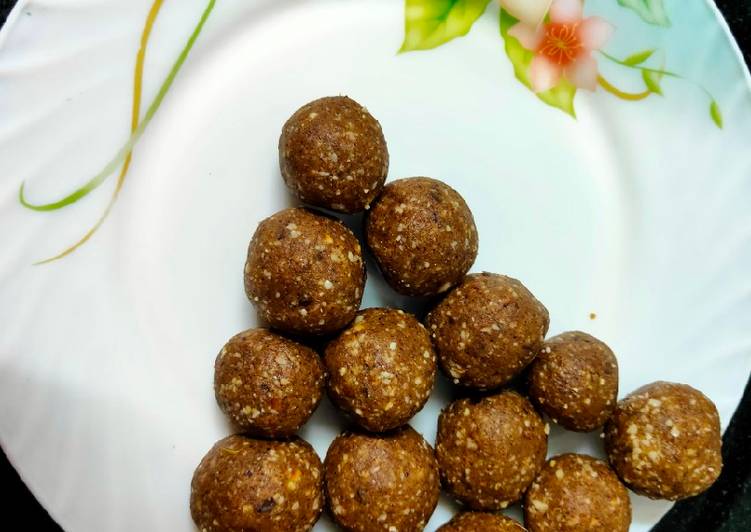 Ragi peanut balls