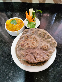 A picture of Buckwheat Millet Flour Roti (with Daal Masala).