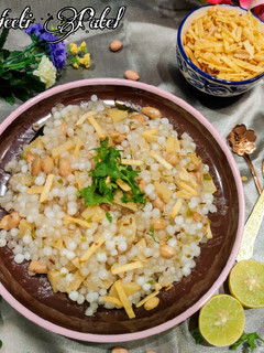 સાબુદાણા ખીચડી (sabudana khichdi recipe in gujarati) રેસીપી મુખ્ય ફોટો