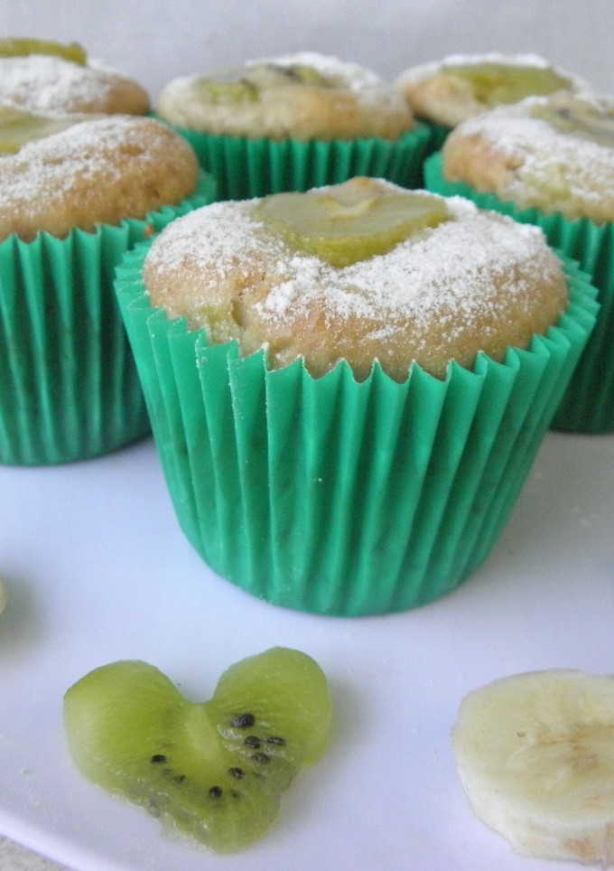 Una foto de Muffins de banana y kiwi