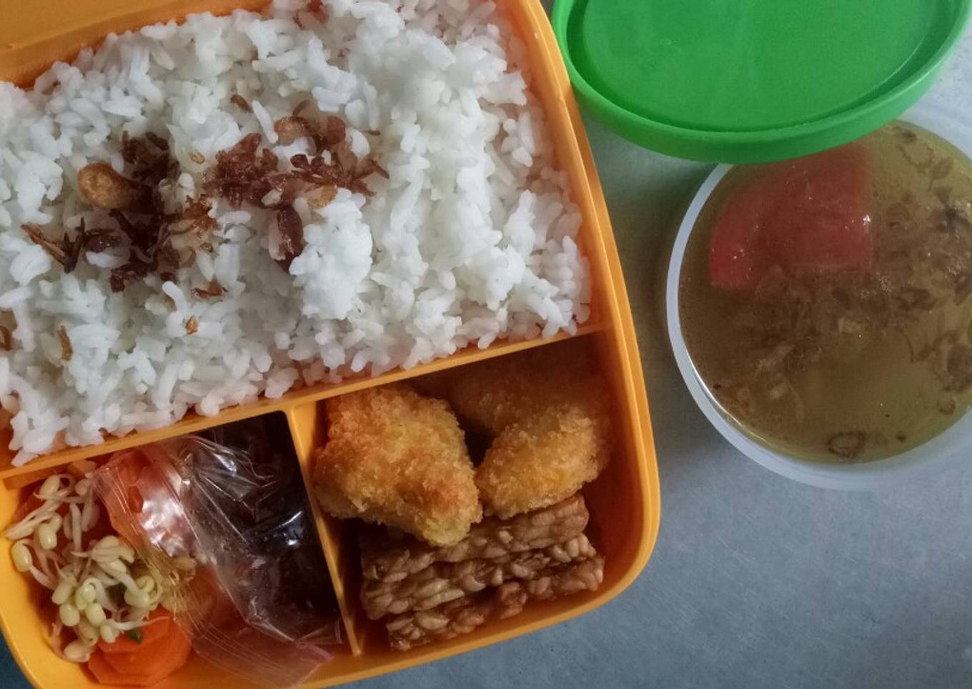 Soto Daging Kuah Kuning