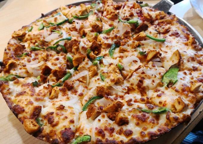 Chicken Tikka pizza Recipe