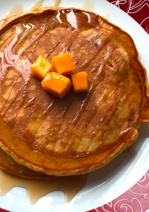 ম্যাংগো প্যানকেক (Mango Pancake recipe in Bengali) রেসিপির প্রধান ছবি