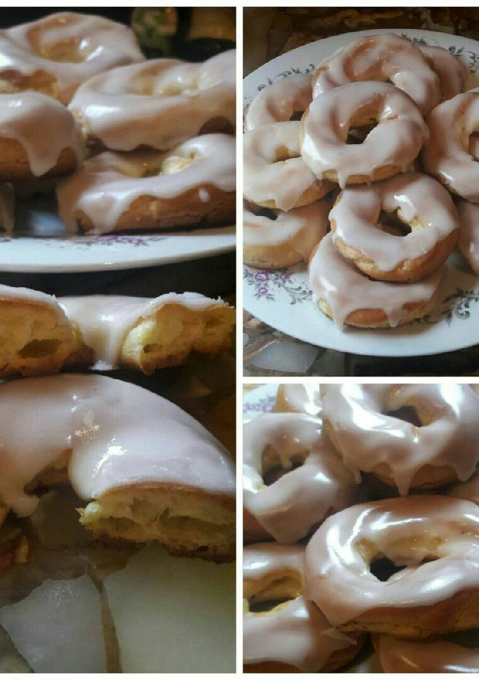 Una foto de Rosquitas de masa bomba con glasé de limón🍋