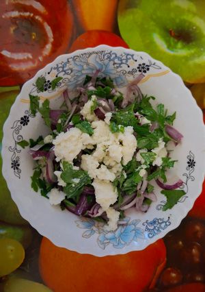 O poză a rețetei Salată ciobănească cu brânză de burduf.