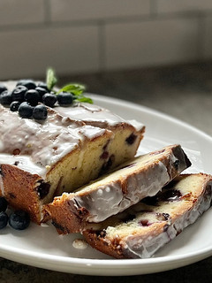 A picture of Blueberry Lemon Pound Cake.