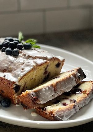 A picture of Blueberry Lemon Pound Cake.