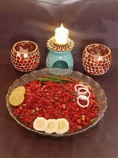 बीटरूट कान्दा पोहा रेसिपी मुख्य फोटो