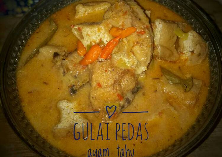 Gulai pedas ayam tahu