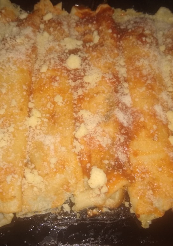 Una foto de Canelones de acelga. Masa + relleno