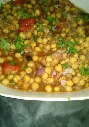 A picture of Chana Chat.