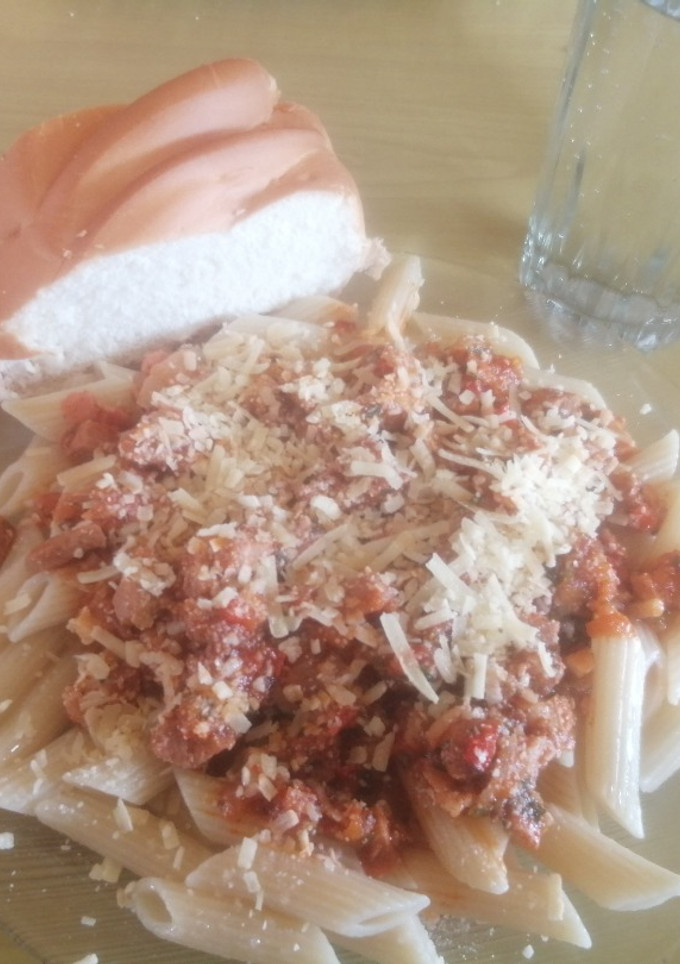 Una foto de Fideos con tuco