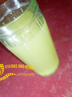 Pineapple and ginger juice ainihin hoton girkin