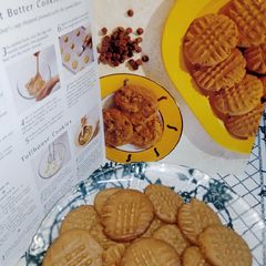 A picture of Peanut Butter Cookies.
