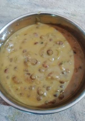 A picture of Mix daal gravy.