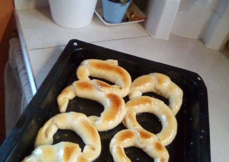 Medialunas hechas con aceite