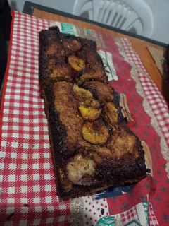 Una foto de Budín húmedo de banana y Nesquik