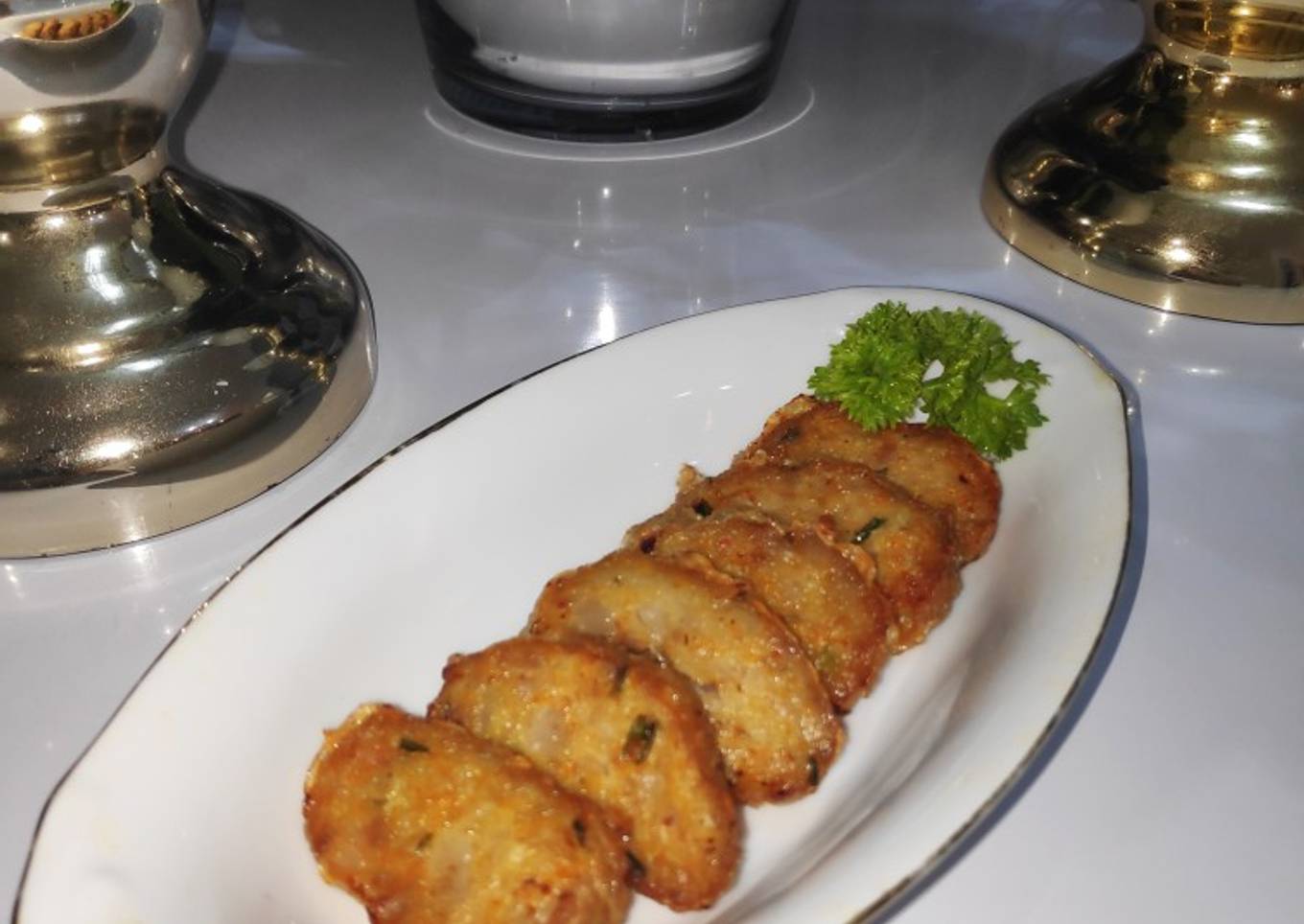 Gohiong Babi Udang (non halal)