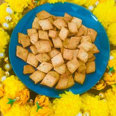 A picture of Baked Shankarpale😋Guilt Free -Savoury Snacks😊.