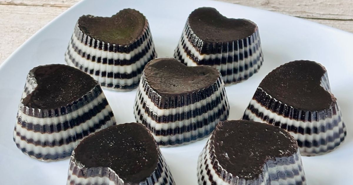 Kue Lapis Beras Black N White