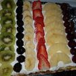 Tarta de hojaldre con frutas naturales