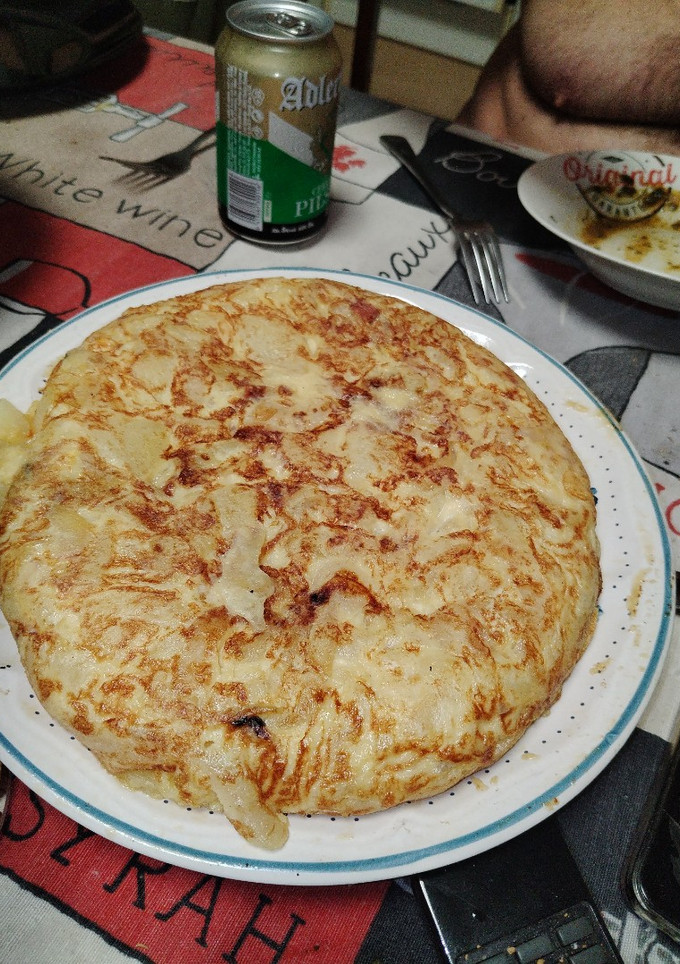 Una foto de Tortilla de patata y cebolla