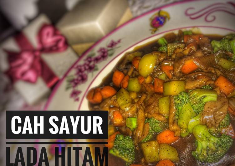 Langkah Mudah untuk Menyiapkan Cah sayur (brokoli, wortel, jamur) Lada Hitam yang Bisa Manjain Lidah