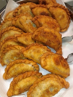 Una foto de Empanadas de carne dulce