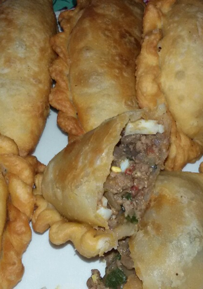 Una foto de Empanadas Criollas de Carne, jugosas