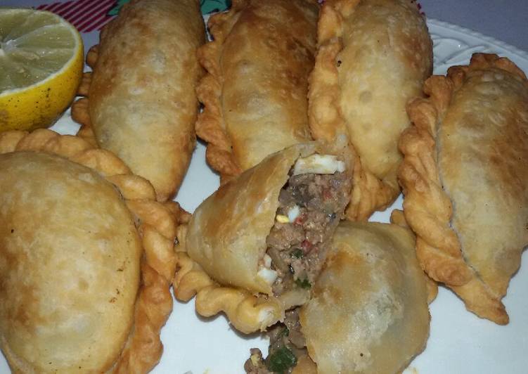 Empanadas Criollas de Carne, jugosas Receta de cynthiapucheta Cookpad