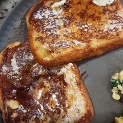 A picture of Mom's Famous French Toast.