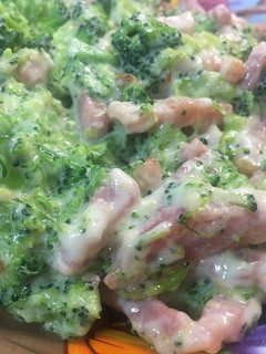 Una foto de Brócoli a la carbonara 🥦