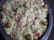 Una foto de ensalada de arvejas