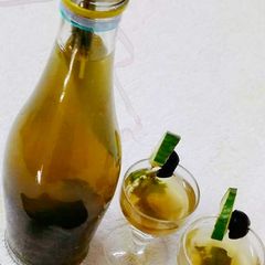 A picture of Spinach juice.