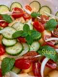 Δροσερή Σαλάτα με Πεπόνι & Τοματίνια (Summer Tomato & Cantaloupe Salad)!