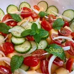 Δροσερή Σαλάτα με Πεπόνι & Τοματίνια (Summer Tomato & Cantaloupe Salad)!-レシピのメイン写真