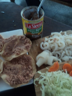 Una foto de Tostadas de frijol al gusto, Jalisco México