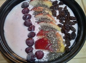 Une photo de Bowl smoothie fruits rouges