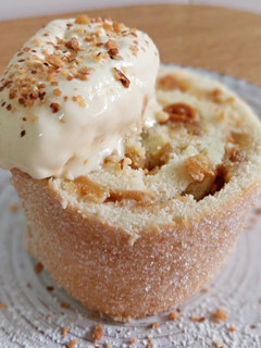 Una foto de Bracito relleno de crema de vainilla, manzana y pasas (sin gluten)