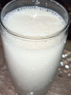 A picture of Banana date shake.