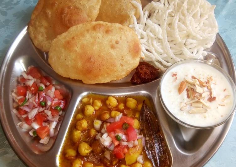 North Indian breakfast thali Recipe by Geeta Rani Sharma - Cookpad