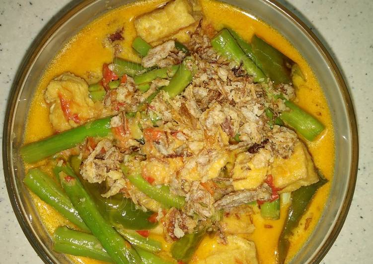 Langkah Mudah untuk mengolah Sayur lodeh tahu, kacang panjang,Lombok hijau, Enak