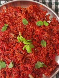 பீட்ரூட் பிரியாணி (Beetroot biryani recipe in tamil) செய்முறை முக்கிய புகைப்படம்