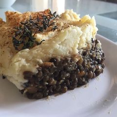A picture of Vegan Shepherd's Pie.