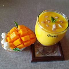 Mango Coconut Smoothie A picture of Mango Coconut Smoothie.