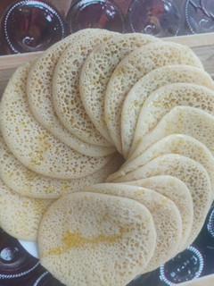 Una foto de Baghrir (crepes de los mil agujeros) 🥞