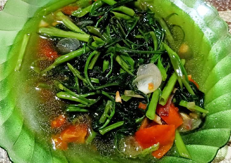 Kangkung Tumis Enak & Mudah