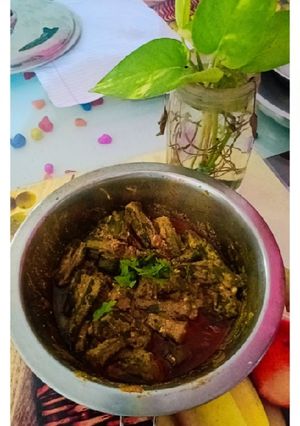 દહીં ભીંડી રેસીપી મુખ્ય ફોટો